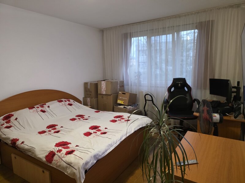 Jean Steriadi, 10 minute metrou 1 Decembrie 1918, pe al Fetesti,